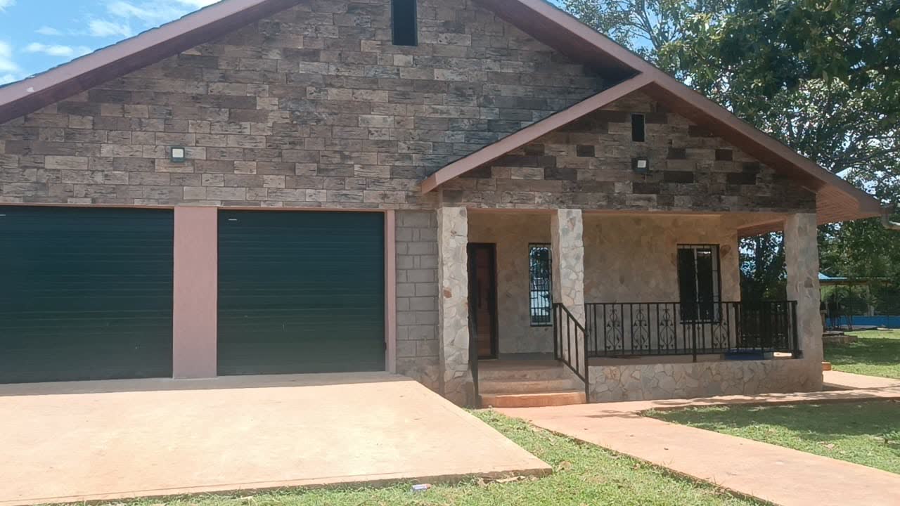 Kitale bungalow photo